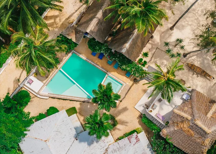 Seashore Beach Hotel And Bungalow
